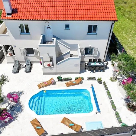 Feliks Zadarvillas Villa Ljubač