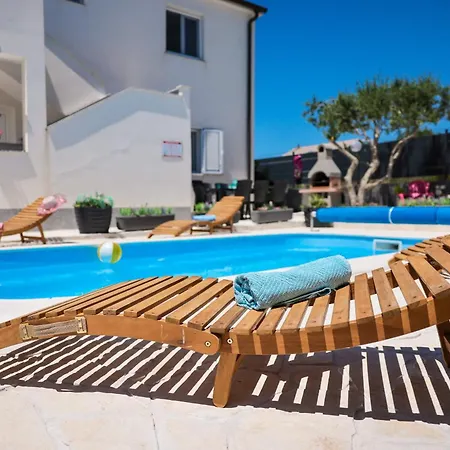 Villa Feliks Zadarvillas *
